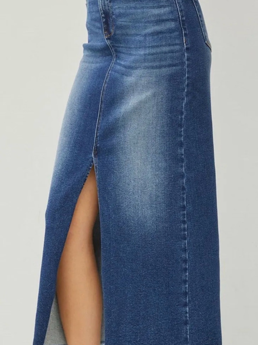 Slim High-Waist Blue Denim Maxi Skirt with Front Slit